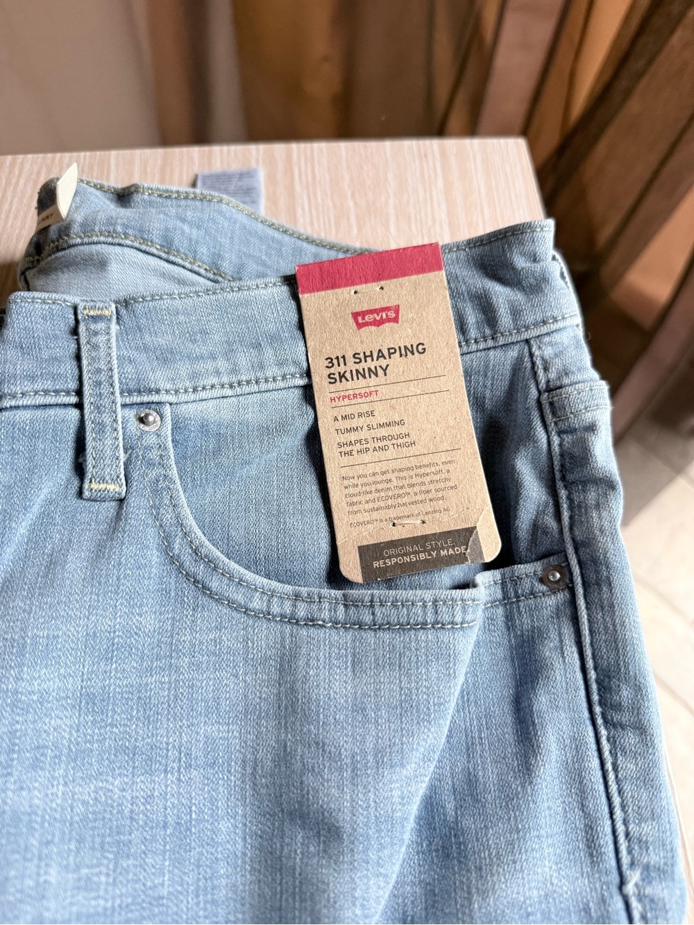 Levi's 311 Shaping Skinny Jeans - Light Blue Wash